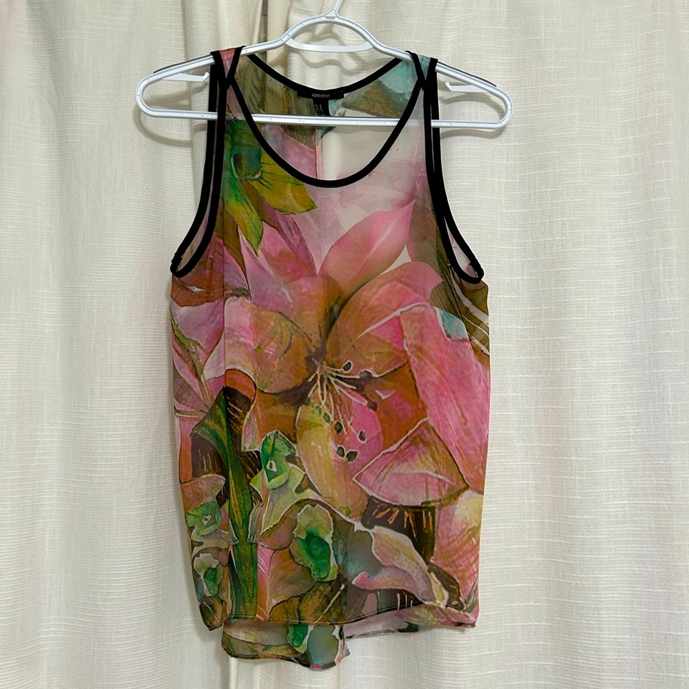 Forever 21 perfect condition sheer floral tank M